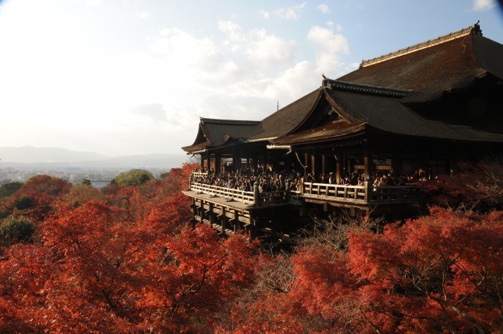 Kiyomizu temple in autumn