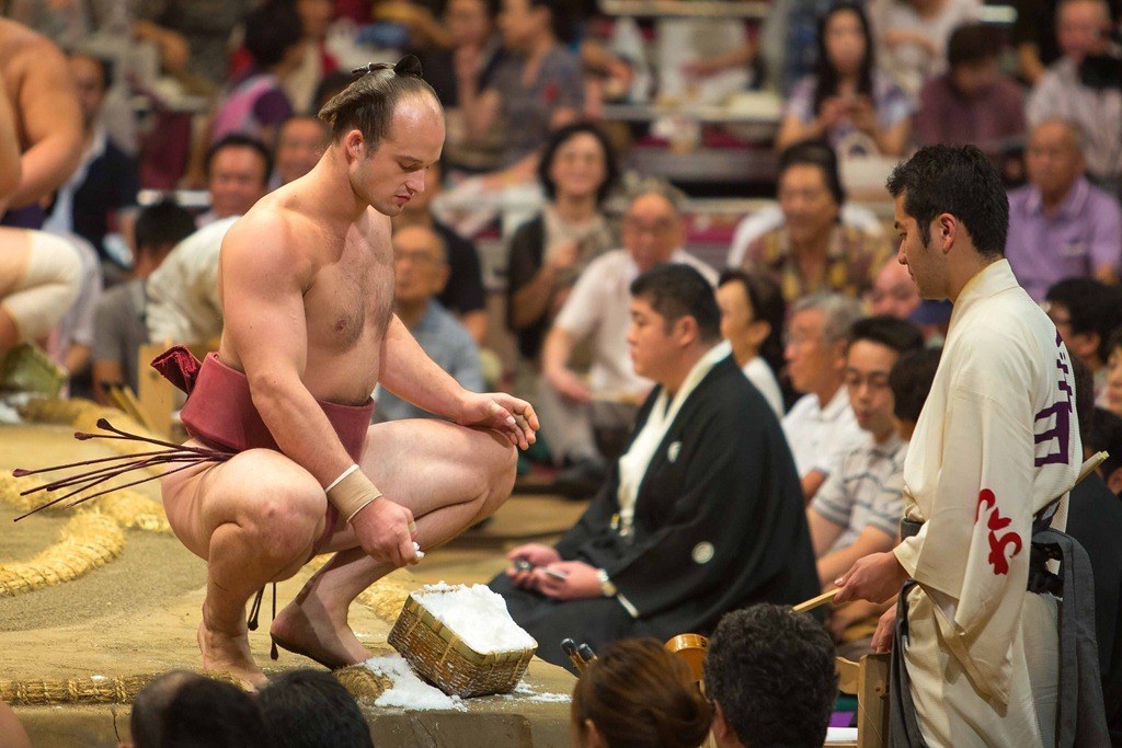 Takanoyama Shuntaro: "The Skinny Sumo"