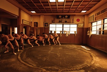 Morning practice at a sumobeya