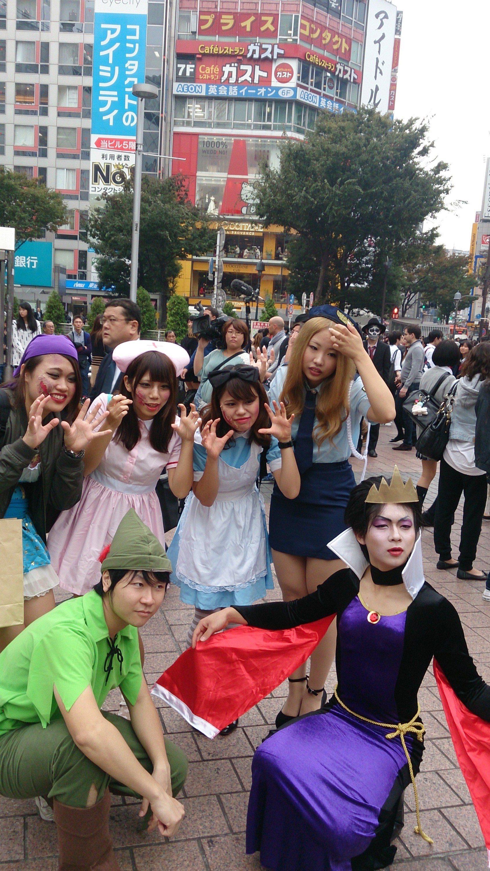 The unusual and fantastic sights of Tokyo Halloween! InsideJapan Blog