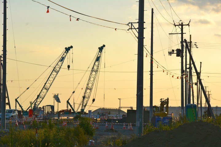 Kadowaki district, for so long a barren wasteland after the residential area was swept away, is seeing signs of redevelopment.