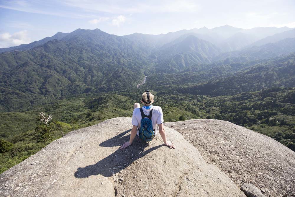 Hiking Taikoiwa in Yakushima