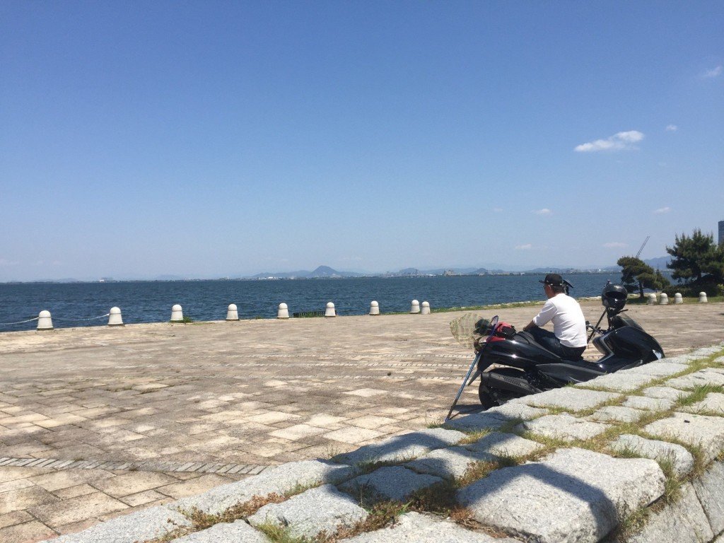 A great place for a lakeside stroll. Or to pose with your motorbike and fishing net!