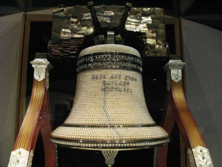 The Liberty Bell in pearls at the Mikimoto Museum