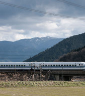 Wheelchair access on the bullet train