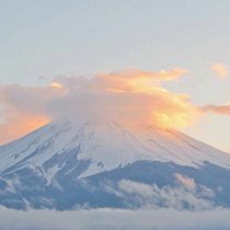 Japanese Hotsprings Honeymoon  Image