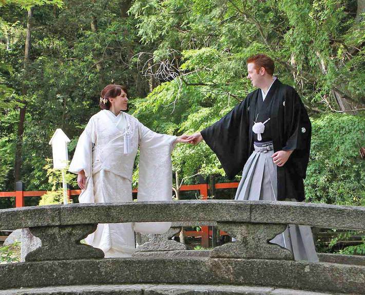 Japan's hot spring bathing culture and scenic countryside make it a wonderfully romantic setting for a honeymoon.