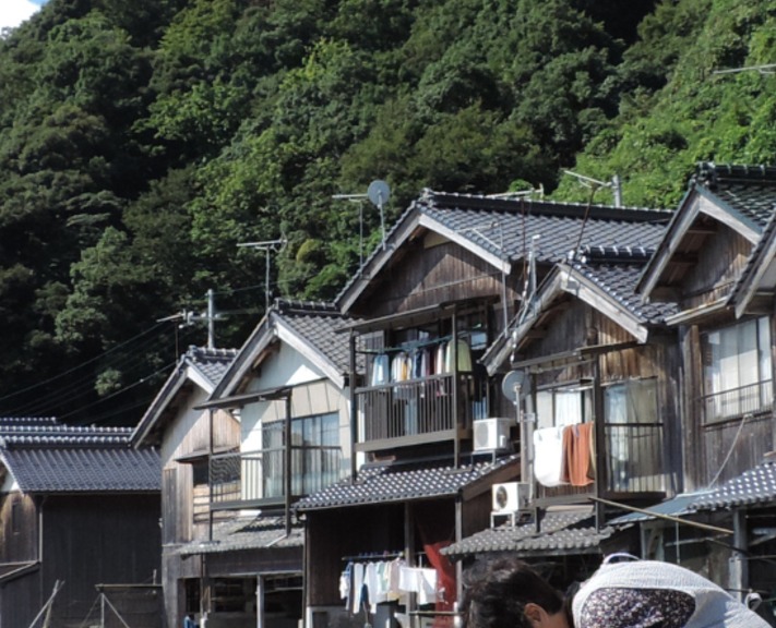 Take some time away from the cities to explore the scenic Sea of Japan coast and this historic fishing town.